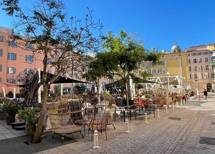 La Perle De Toulon, Grand Appartement Tout Confort, Idealement Situe